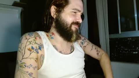 Snapshot of kingcat420 chatting on 10/22/25, 11:48 Jake online show from 10/22/25, 11:48