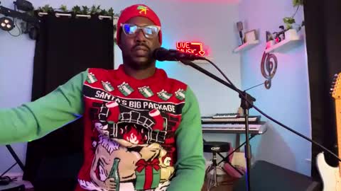 Snapshot of kingcorbra chatting on 12/20/24, 05:47 KC online show from 12/20/24, 05:47