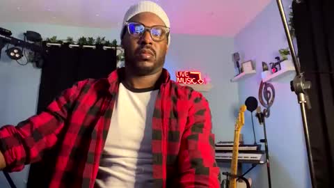 Snapshot of kingcorbra chatting on 01/19/25, 09:55 KC online show from 01/19/25, 09:55