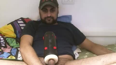 Snapshot of kingcorvo82 chatting on 10/19/25, 02:18 ivano corona online show from 10/19/25, 02:18