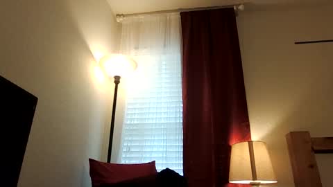 kingd1017 online show from 02/12/25, 04:11