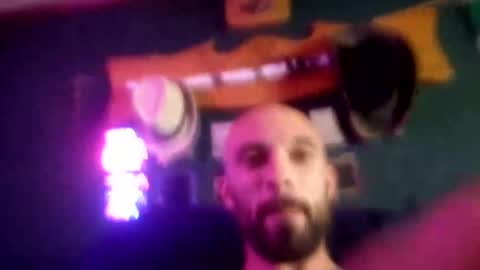 Snapshot of kingdaddysayless chatting on 09/10/25, 07:08 kingdaddysayless online show from 09/10/25, 07:08