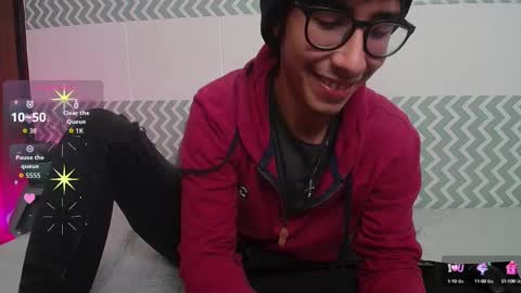 kingdanny_8 online show from 10/16/25, 01:39