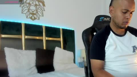 Snapshot of kingg_jay chatting on 05/14/26, 11:50 kingg_jay online show from 05/14/26, 11:50