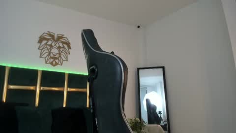 Snapshot of kingg_jay chatting on 06/04/26, 12:11 kingg_jay online show from 06/04/26, 12:11