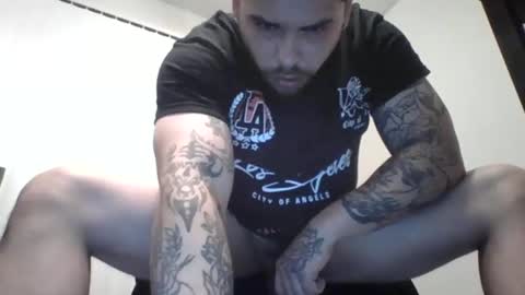 Snapshot of kingjames0627 chatting on 01/22/25, 11:10 James online show from 01/22/25, 11:10