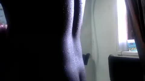 Snapshot of kinglibra420 chatting on 12/06/24, 07:12 loyal fuck online show from 12/06/24, 07:12