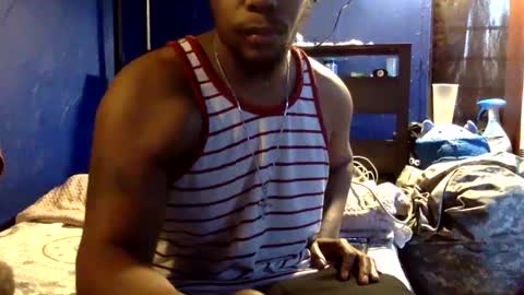 Snapshot of kinglibra420 chatting on 01/10/25, 07:00 loyal fuck online show from 01/10/25, 07:00