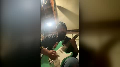 kingmoosems online show from 12/21/25, 10:22