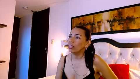 kim online show from 06/11/26, 11:41