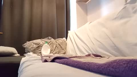 kingnavo online show from 10/06/25, 12:24