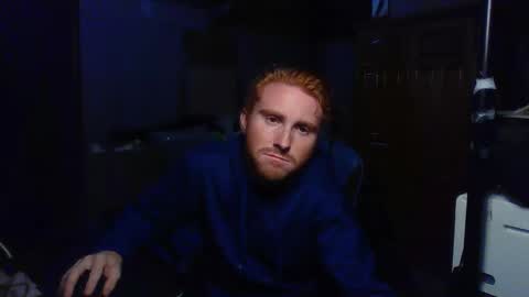 Snapshot of kingoffootfetish chatting on 11/05/25, 06:02 Master King Tommy online show from 11/05/25, 06:02