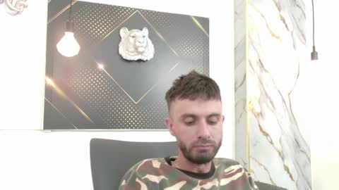 KING  online show from 05/18/26, 04:18
