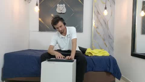 KING  online show from 07/02/26, 03:23