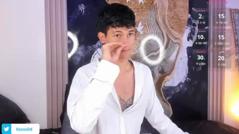Snapshot of kingparker1 chatting on 06/12/26, 02:21 A L E X online show from 06/12/26, 02:21