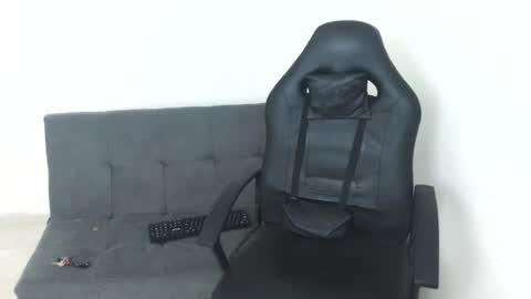 DOMINANT ALPHA KINGS online show from 07/25/26, 02:09
