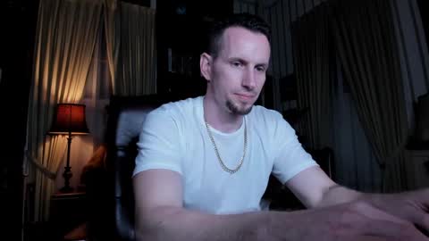 Snapshot of kingsirkraze chatting on 07/19/26, 05:00 KINGSIRKRAZE online show from 07/19/26, 05:00