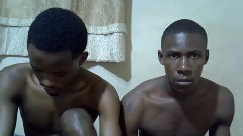Snapshot of kingsleeee chatting on 05/19/26, 04:41 kingsleeee online show from 05/19/26, 04:41