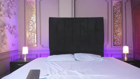 Snapshot of kingstark_ chatting on 11/07/25, 01:33 sebastian online show from 11/07/25, 01:33