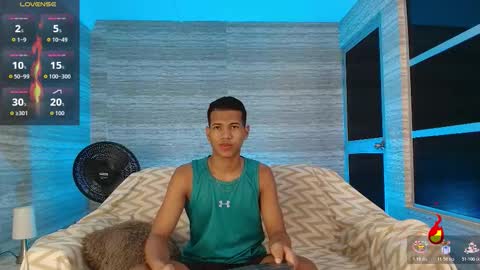 Snapshot of kingstark_ chatting on 11/11/25, 11:10 sebastian online show from 11/11/25, 11:10