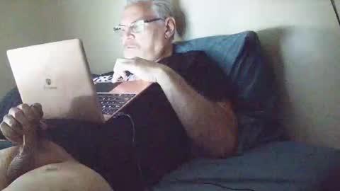 Snapshot of kingtongue10 chatting on 10/07/25, 07:11 kingtongue10 online show from 10/07/25, 07:11