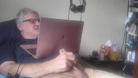 Snapshot of kingtongue10 chatting on 03/11/26, 07:31 kingtongue10 online show from 03/11/26, 07:31