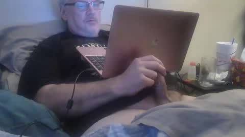 Snapshot of kingtongue10 chatting on 03/28/26, 12:16 kingtongue10 online show from 03/28/26, 12:16