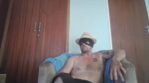 Snapshot of kinkcrystaldude chatting on 03/15/26, 08:31 Tom Hardmen online show from 03/15/26, 08:31