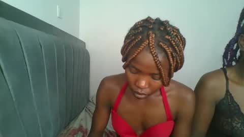 kinky_aria online show from 11/08/25, 07:12