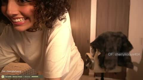 Mary your fav curly girl online show from 05/21/26, 05:20