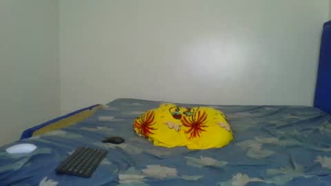 Snapshot of kinky_roey chatting on 02/07/25, 04:56 kinky_roey online show from 02/07/25, 04:56