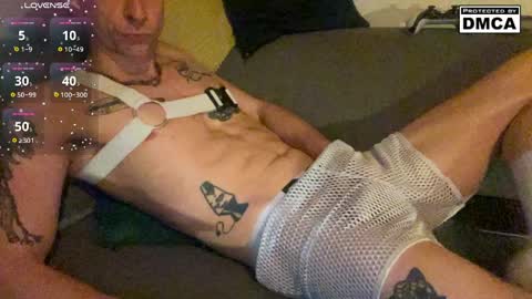 kinky_spidey online show from 05/11/26, 08:50