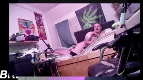Snapshot of kinkybiguy14 chatting on 07/10/26, 05:23 Kinky Cassie online show from 07/10/26, 05:23