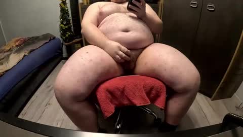 Snapshot of kinkychubbyguy chatting on 01/04/25, 04:54 Jerry online show from 01/04/25, 04:54