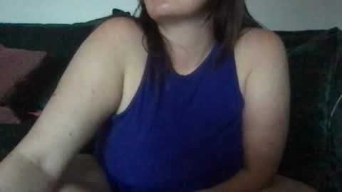 Snapshot of kinkycouple272 chatting on 06/02/26, 07:49 kinkycouple272 online show from 06/02/26, 07:49