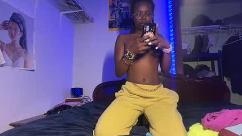 interracialfacial online show from 11/18/25, 02:39