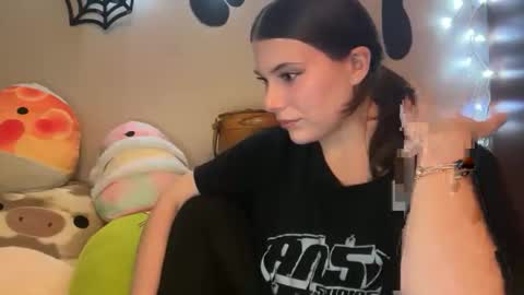 kinkycreative online show from 11/24/25, 11:26