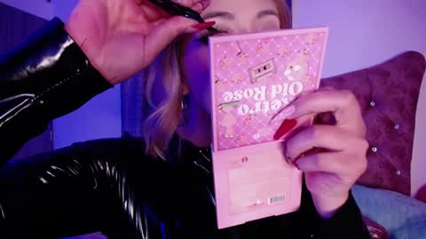  Sara  online show from 12/07/24, 08:27