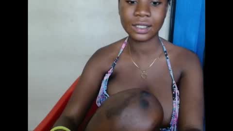 Snapshot of kinkyjuicexx chatting on 09/21/25, 06:20 kinkyjuicexx online show from 09/21/25, 06:20