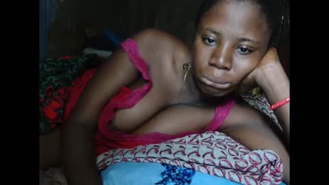 Snapshot of kinkyjuicexx chatting on 10/07/25, 10:56 kinkyjuicexx online show from 10/07/25, 10:56