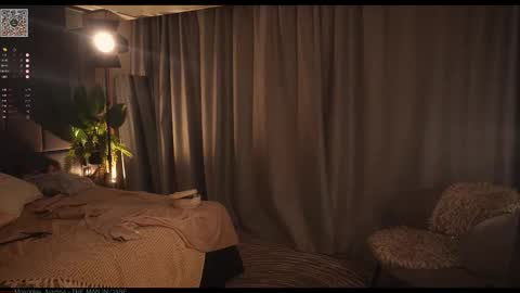 Snapshot of kinkylina_ chatting on 10/04/25, 01:31 kinkylina_ online show from 10/04/25, 01:31