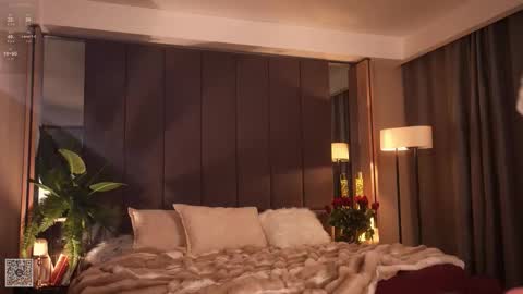 kinkylina_ online show from 11/12/25, 01:00