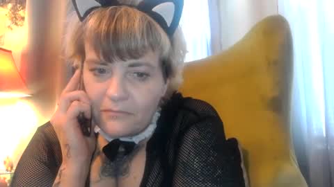 Snapshot of kinkypinkyplay2 chatting on 03/01/25, 09:48 Kinky Pinky online show from 03/01/25, 09:48