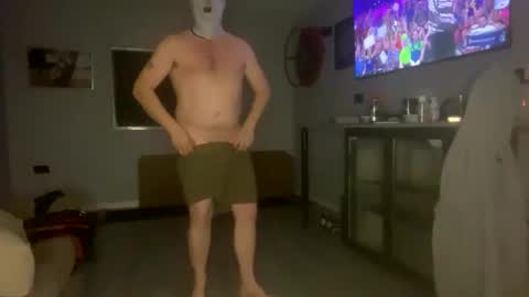 Snapshot of kinkyplay734 chatting on 10/26/25, 09:31 kinkyplay734 online show from 10/26/25, 09:31