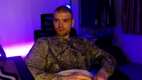 Snapshot of kinkypumpkin chatting on 01/12/25, 08:47 Kenny online show from 01/12/25, 08:47