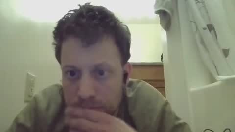 Snapshot of kinkystrides chatting on 12/17/25, 03:56 kinkystrides online show from 12/17/25, 03:56