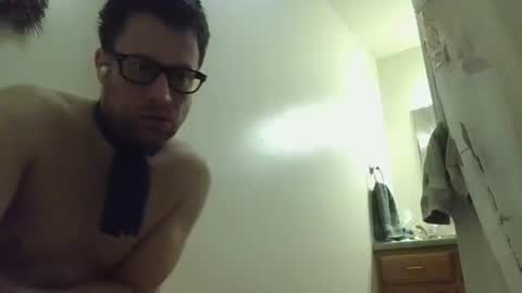 Snapshot of kinkystrides chatting on 12/17/25, 04:13 kinkystrides online show from 12/17/25, 04:13