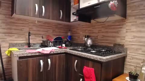 kinkyy_mom online show from 06/14/26, 02:19