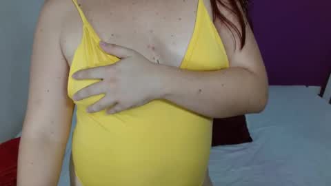 Snapshot of kinkyy_redhead chatting on 02/05/25, 02:05 kinkyy_redhead online show from 02/05/25, 02:05