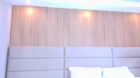 Snapshot of kiokosen chatting on 11/05/25, 02:55 KiO online show from 11/05/25, 02:55